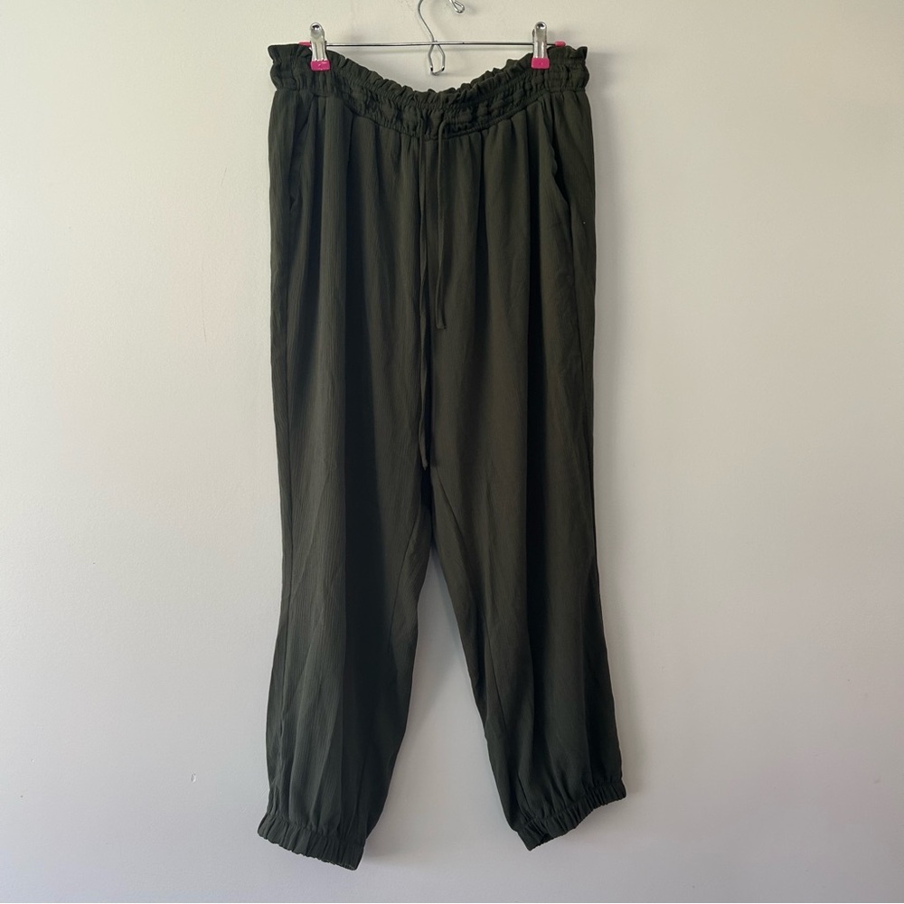Torrid| Olive Green Gauzy Jogger Pants sz 2